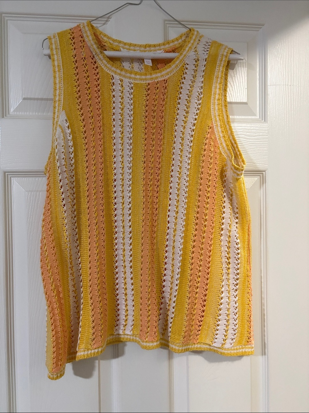 LC Lauren Conrad Yellow, Peach & White Open-Knit Sleeveless Tank